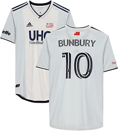 Teal Bunbury New England Revolution Autographed Match Used 10 White Jersey da temporada de 2020 MLS - camisas de futebol