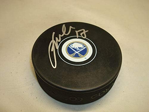 Vladimir Sobotka assinou Buffalo Sabres Hockey Puck autografado 1b - Pucks de NHL autografados