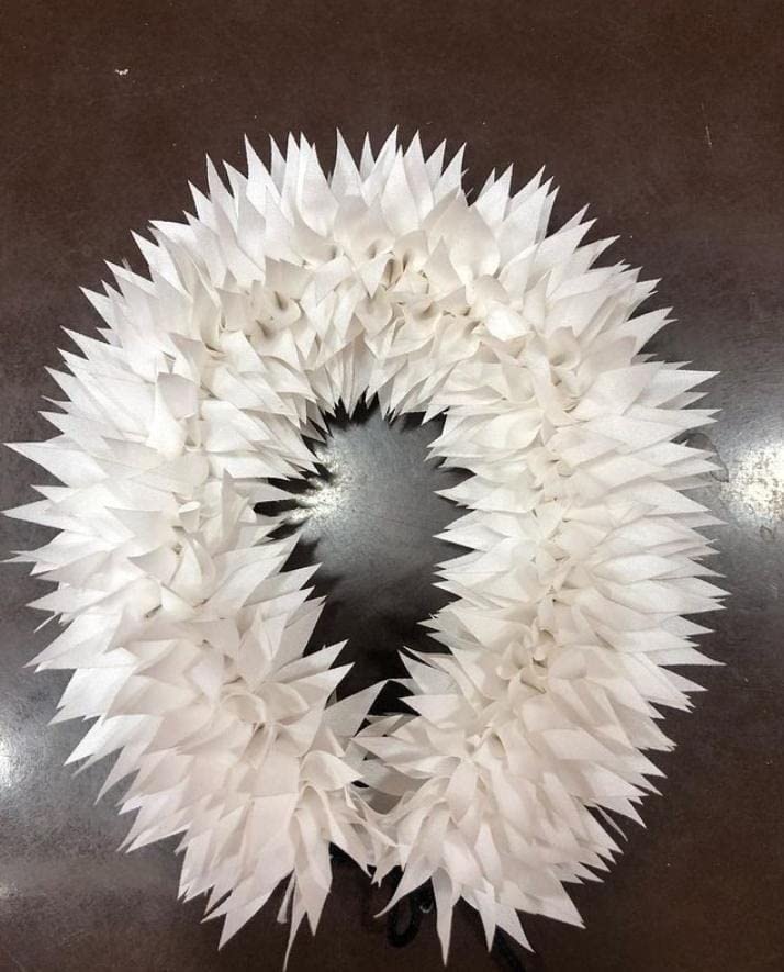 Sonhos@tecido sintético artificial gajra veni cor branca mullai flor para bharatanatyam 12 polegadas para penteados lindos e elegantes