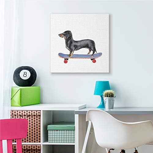 Stuell Industries Dachshund Pet Dog On Blue Skateboard, projetado por Annie Warren Canvas Wall Art, 30 x 30, preto