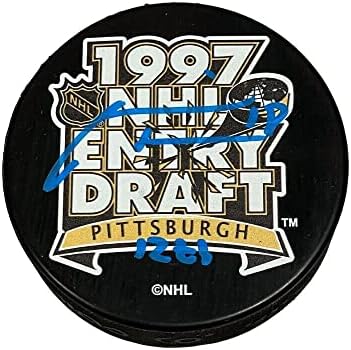 Marian Hossa assinou 1997 NHL Draft Puck - 12ª inscrição - Pucks autografados da NHL