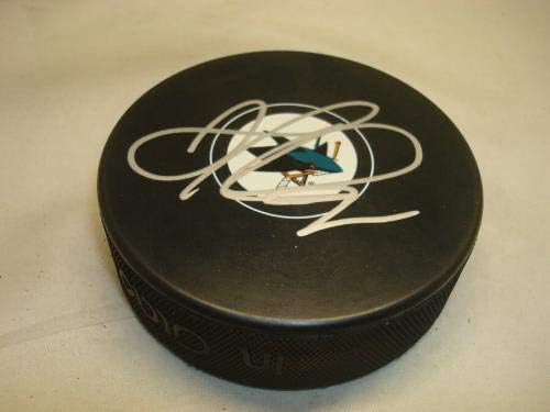 Joel Ward contratou San Jose Sharks Hockey Puck autografado 1F - Pucks autografados da NHL