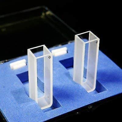 Labtron Lab UV Quartz Cuvette para espectrofotômetro, PathLength 10mm, volume 3,5 ml por empresa comercial.