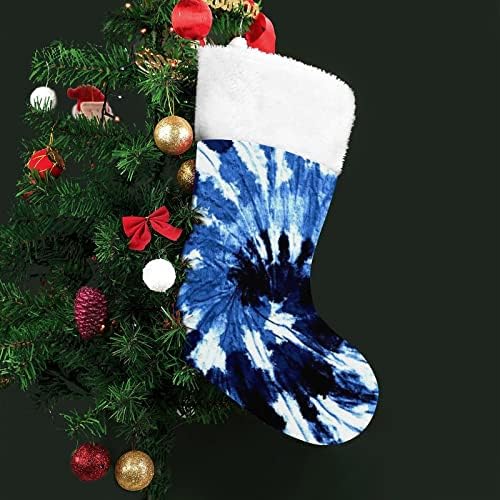 Dye de gravata azul Meias de meia de Natal com lareira de pelúcia pendurada para a decoração da casa da árvore de Natal
