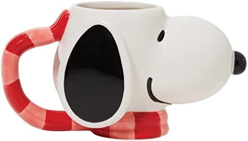 Departamento 56 Peanuts Snoopy usando caneca de café esculpida por cachecol, 20 onças, multicolor