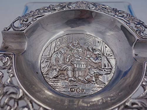1922 Dinamarquês 833 bandeja de cinzas de prata com borda perfurada e cena figural