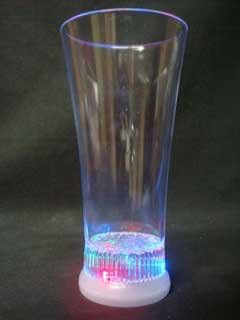 Planda piscando 12 oz LED LED-UP PISCOLING Multi-Color Pilsner Glass, lote de 4 xícaras