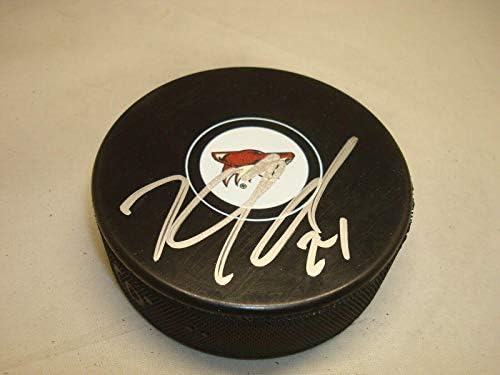 Kyle Chipchura assinou o Arizona Coyotes Hockey Puck autografado 1b - Pucks de NHL autografados
