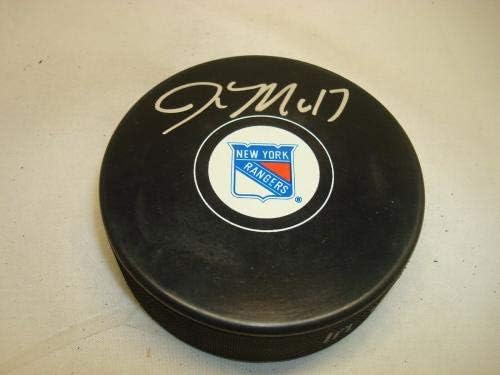 John Moore assinou o New York Rangers Hockey Puck PSA/DNA CoA 1A - Pucks NHL autografados
