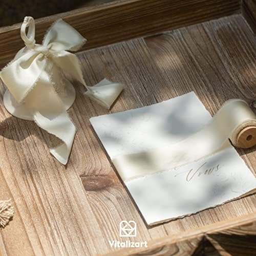 Vitalizart White Silk Setin Ribbon 1-1/2 polegadas x 15 jardas com bobina de madeira marfim feitas à mão fitas desgastadas para
