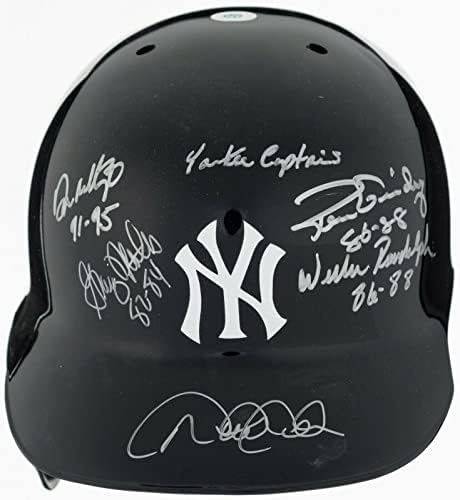 BONITOS DEREK JETER NOVA YORK YANKEES Capitães assinados capacete de jogo Steiner CoA - Capacetes MLB autografados