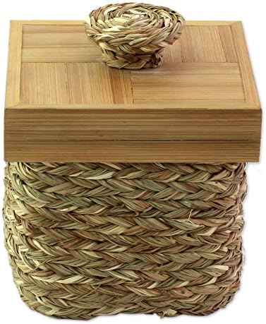 Novica East encontra caixa decorativa de fibra natural de bambu oeste, marrom, itens essenciais naturais '