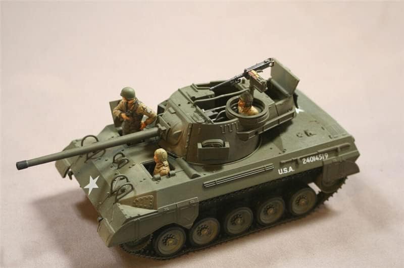O soldado final da Segunda Guerra Mundial M-18 Hellcat Anti-Tank Gun Autopropulled Inclui 3 Figuras 1/32 Modelo pré-construído