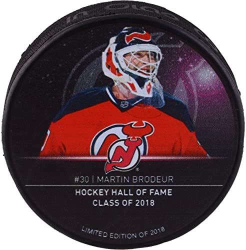 Martin Brodeur New Jersey Devils não assinado 2018 Hall of Fame Hockey Puck - edição limitada de 2018 - Pucks não assinados