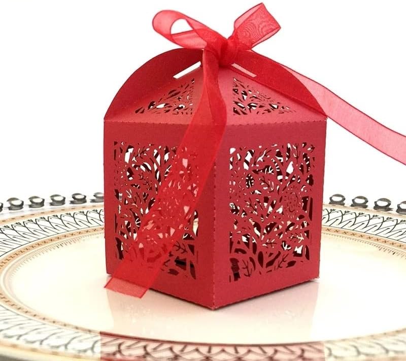 ZJHYXYH 50pcs Hollow Rose Favor Presente Caixas de doces com fita de festas de casamento personalizado Favory Supplies