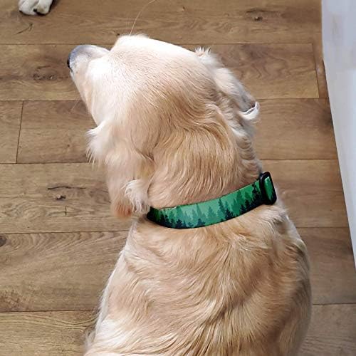 Buttonsmith Green Trees Dog Collar - Feito nos EUA - Impressão à prova de desbotamento permanentemente, fivela à prova de ferrugem