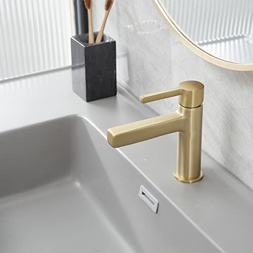 Torneira de banheiro dourado escovada de Bathfinesse com conjunto de drenagem pop -up e torneira de mangueira de suprimento de água