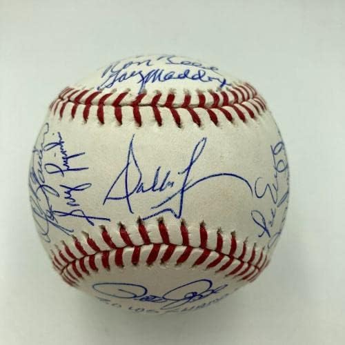 1980 Philadelphia Phillies World Series Champs Team assinou fanáticos por beisebol - bolas de beisebol autografadas