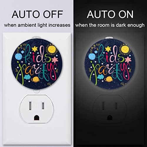 2 Pacote Plug-in Nightlight LED Night Light Resumo com sensor do anoitecer para o amanhecer para o quarto de crianças, berçário, cozinha, corredor