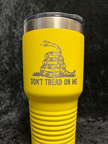 Tumbler de bandeira amarelo de 30 oz Gadsden - Não pise em mim - Tumbler de cobra - American Flag Coffee Travel Caneca - American