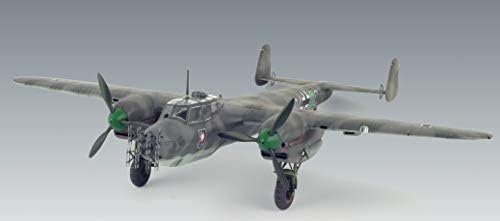 Os modelos ICM fazem 215 B-5 WWII Alemão Night Fighter Kit