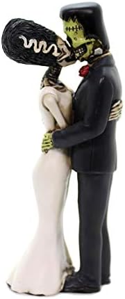YTC Frank e Bride beijando estatueta colecionável
