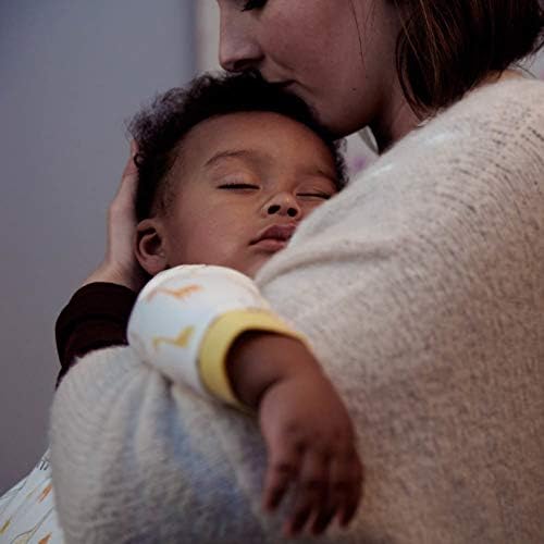 Banho de bebê na hora de dormir de Johnson com aromas calmantes do NaturalCalm, fórmula de banho de bebê hipoalergênicos