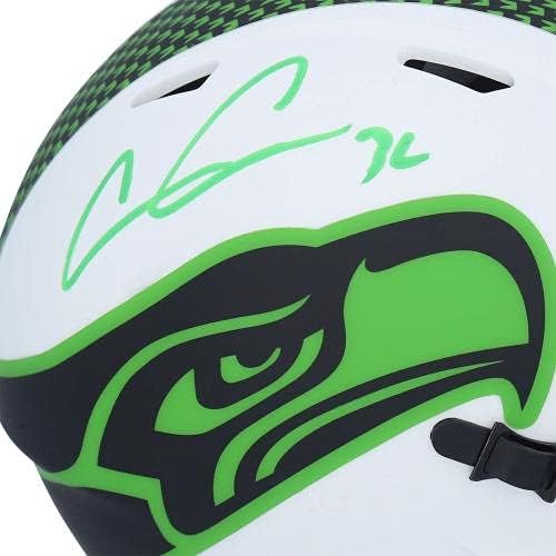 Chris Carson Seattle Seahawks autografou Riddell Lunar Eclipse Mini Capacete de velocidade alternativa - Mini capacetes autografados da NFL