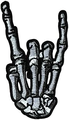 Locomo esqueleto de dedo médio costurar ferro em patch osso sinal rock and roll preto branco bordado emblema emblema backpack