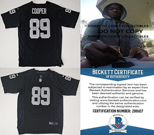 Amari Cooper assinou o Oakland Raiders futebol Jersey Proof Beckett Coa autografado