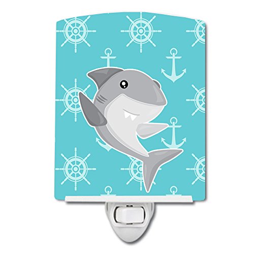 Tesouros de Caroline BB6946CNL Shark sobre a luz noturna de cerâmica náutica bege, compacta, certificada por UL, ideal para quarto, banheiro, berçário, corredor, cozinha, cozinha,