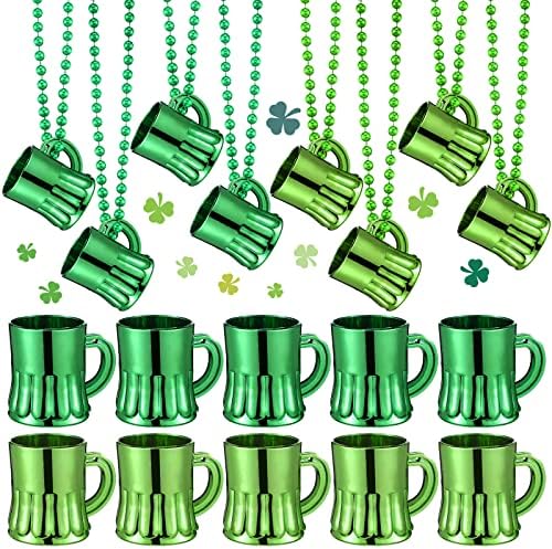 Kathfly 50 PCs Colar de contas do dia de St Patrick com copos de tiro de cerveja caneca do dia de patrício Mini canecas de cerveja Acessórios de colar para presentes irlandeses Festas de festa, verde metálico, verde claro