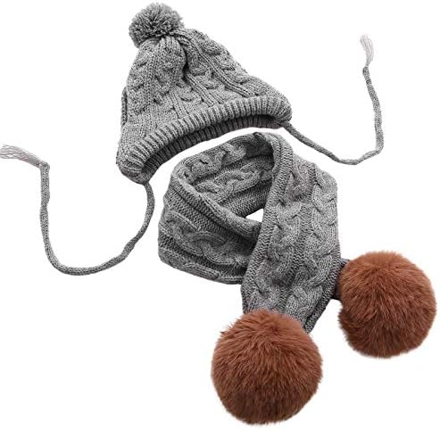 Chapéu de cachorro Idomik e cachecol define um chapéu de tricô quente com orifícios de orelha e pom pom filho
