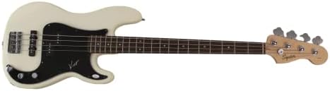 Krist Novoselic assinou autógrafo em tamanho grande White Fender Electric Bass Guitar b W/ James Spence JSA Autenticação - Nirvana