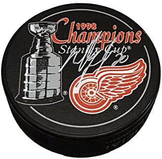 Martin Lapointe assinou 1998 campeões da Stanley Cup Puck - Detroit Red Wings - Pucks de NHL autografados