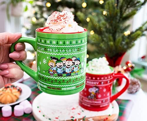 Amendoins Charlie Brown e Snoopy Christmas Sweaters Canecas de cerâmica, conjunto de 2 | Xícaras de café de 14 onças