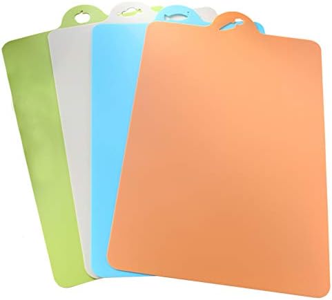 Placas de corte do Doitool para cozinha, 4pcs Código de cores Placas de corte flexível tábua para barra de cozinha churrasqueira com orifício de suspensão