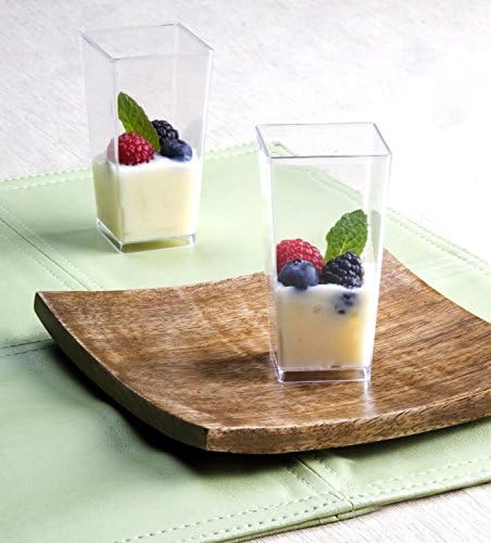 Zappy 100 3 onças Mini xícaras de sobremesa com colheres e tampas - copo de aperitivo de parfait de plástico transparente - pequena tigela reutilizável para sobremesas de sobremesas