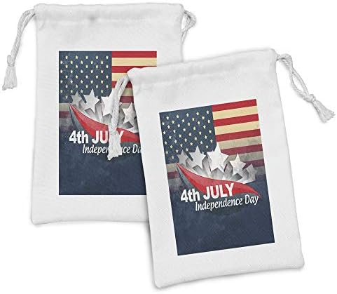 Ambesonne 4 de julho Conjunto de bolsas de tecido de 2, cenário de bandeira americana com estrelas e listras abstratas giradas design patriótico, pequeno saco de cordão para máscaras e favores de produtos de higiene pessoal, 9 x 6, multicolor