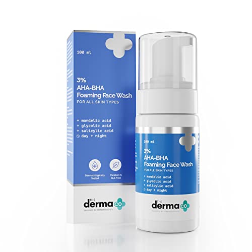 A lavagem facial Derma Co 3% AHA-BHA Anti Acne, limpador de espuma 100 ml