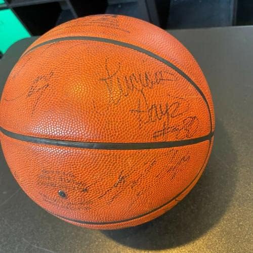1996-97 Philadelphia 76ers Assinou Game usou Basketball Allen Iverson Rookie JSA - jogo autografado usado na NBA Basketballs