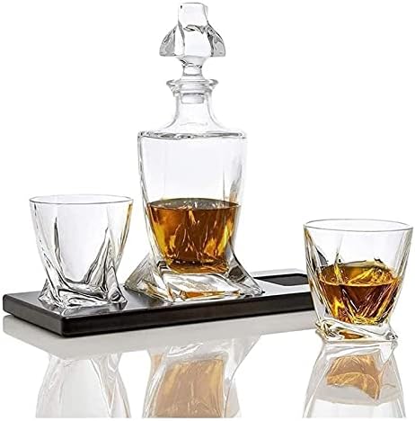 Whisky Decanter Wine Decanter Whisky Glasses e Liquor Decanter Set, Glass tem um fundo quadrado torcido, com 2 copos de Bourbon Crystal na bandeja de madeira Decanter