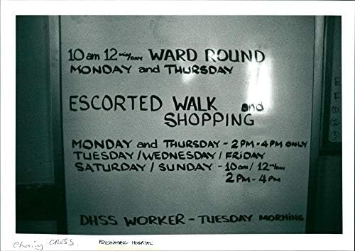 10h Ward Round Segunda e quinta -feira escolta a caminhada e compras na segunda -feira e - foto da imprensa vintage