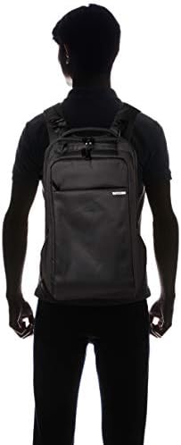 No caso de mochilas masculinas, preto