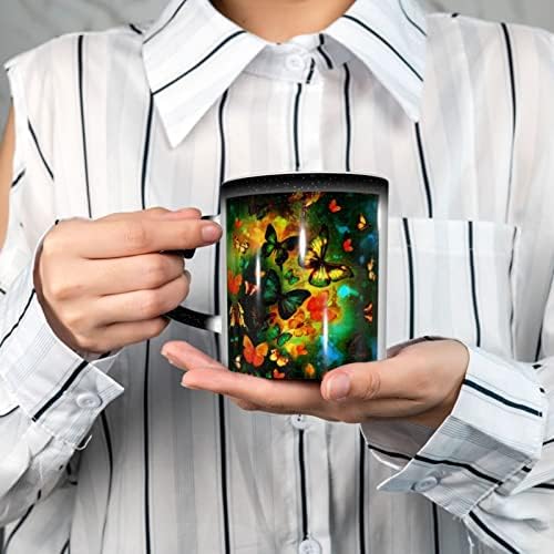 Cerâmica de caneca de café em mudança de café pintura colorida de borboleta