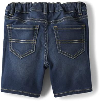 A casa infantil, meninos e crianças jeans shorts
